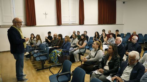 Apertura del nuevo curso de campamentos de Amencer en el Aula Magna de Salesianos con representantes de administraciones pblicas y entidades colaboradoras.