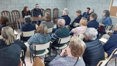 Arroxo y López presentaron el servicio a la asociación O Pondelo