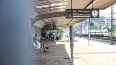 Andenes de la estacin de Renfe este martes por la maana