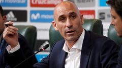 Rubiales destituye a Lopetegui