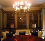 El Consulado custodia una importante colecci�n bibliogr�fica. 