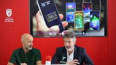 �lvaro Carou, izquierda, y Alberto Varela presentaron la iniciativa