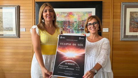 La concelleira de Turismo, Ana Barreiro, y la t�cnica municipal de esta �rea, Sandra Fern�ndez, presentaron la cita del 12 de agosto.