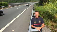 Jos� Manuel P�rez, en el lugar donde se produjo el accidente hace casi 13 a�os 
