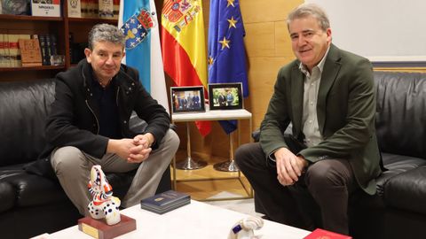 �lvaro Vila, alcalde de Taboadela, y Manuel Pardo, delegado de la Xunta en Ourense