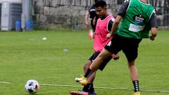 Juergen Elitim complet� ayer su primer entrenamiento con el Deportivo