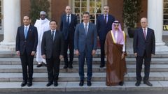 Sánchez recibe al primer ministro palestino y a otros cuatro países árabes