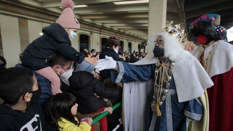 Los Reyes, el pasado ao, a su llegada a la estacin de Monforte