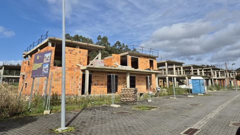 La construcci�n de algunos de los �ltimos esqueletos en Costa Mi�o ya ha comenzado.