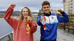 Ant�a y Dani Chamosa celebrando sus medallas la temporada pasada