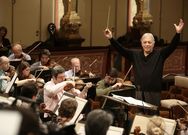 Mehta tomar� la batuta por quinta vez para dirigir la Orquesta Filarm�nica de Viena con motivo del Concierto de A�o Nuevo; en la foto, el maestro indio en uno de los ensayos. 