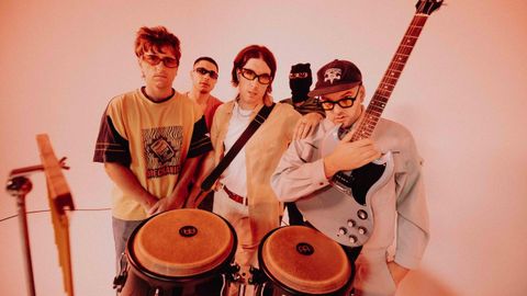 Novedades Carminha lleva su pop al Auditorio de Ferrol