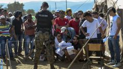 Contin�a la llegada de refugiados a la frontera de Macedonia y Grecia