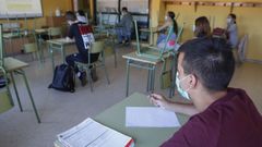 Enla imagen, estudiantes de segundo de bachillerato en el IES Canido