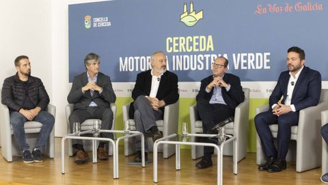 De izquierda a derecha, David Rivas, Mario Gamboa, Manuel Iglesias, Javier Domínguez y Juan Manuel Rodríguez.