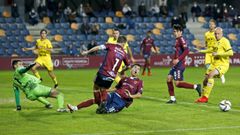 En foto de archivo, un partido del Pontevedra en Pasar�n. 