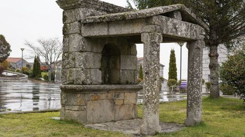 Peto de ánimas en la praza da Laborada, Calvos de Randín