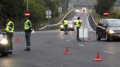 Imagen de un control de alcoholemia en la autova A-6 en Guitiriz.