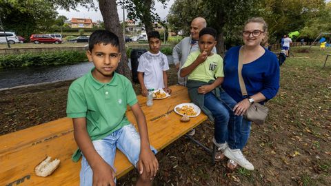 Despedida de ni�os saharauis en Ponteceso este verano