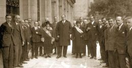 Arriba, profesoras de la Normal; debajo, corporaci�n de Toledo