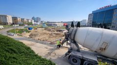 Operarios realizando tareas de asfaltado en el ramal este martes