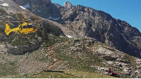 Helic�ptero del SEPA durante un rescate, en una imagen de archivo