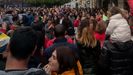Concentraci�n de madres y padres de escolares de 0 a 3 a�os frente al teatro Jovellanos