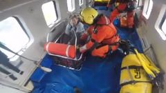 Complicado rescate de una senderista suiza en una zona escarpada del Cami�o dos Faros, en Corme