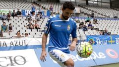 Presentacion Toche Real Oviedo Carlos Tartiere.Toche, durante su presentacion como futbolista del Real Oviedo