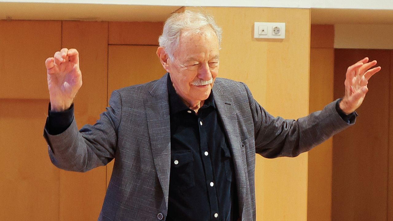 El humor de Eduardo Mendoza, Premio Princesa de Asturias de las Letras