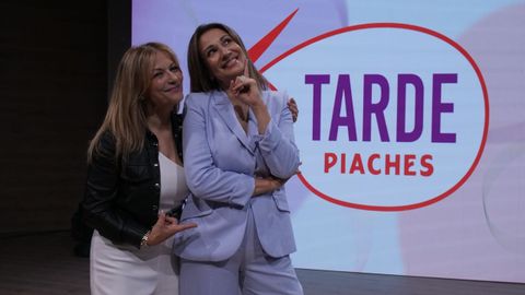 Isabel Blanco (esq.) e Silvia Jato (der.) posan no coraz&oacute;n do plat&oacute;.