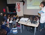 Contacontos do CSIC a cargo de Luisa Mart�nez. 