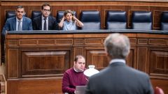 Pedro S�nchez, Carlos Cuerpo y Yolanda D�az, durante una intervenci�n de Alberto N��ez Feijoo en el Congreso.