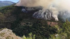 El incendio empez en las proximidades de Ferreirs de Abaixo y avanz hacia el norte siguiendo el curso del ro Lor