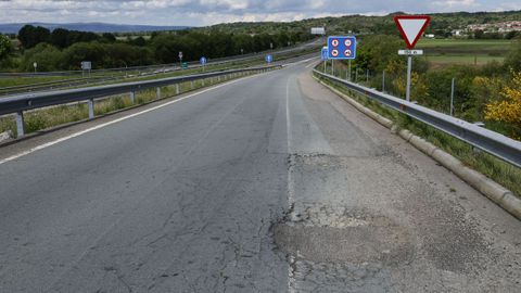 Bache en la N-525 en Xinzo.
