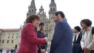 La alcaldesa recibi al ministro en la plaza del Obradoiro