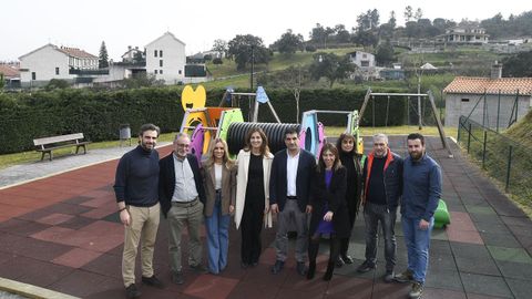 El vicepresidente segundo de la Xunta de Galicia, Diego Calvo, visit los parques infantiles de San Cibrao das Vias 