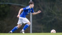 Arturo Arribas, con el juvenil A del Real Oviedo