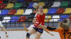 El Elche fue muy superior al Porri�o en la segunda jornada de Divisi�n de Honor femenina de balonmano.