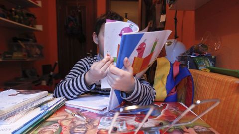 Los índices de rendimiento escolar no se corresponden con el sobreesfuerzo que suponen los deberes
