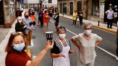 Protesta en A Pobra contra el cierre de la hosteler�a y las restricciones m�ximas