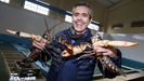 El cocinero Berto Dom�nguez opina sobre la ley de Suiza que prohibe cocinar vivas a las langostas
