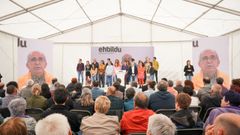 Manuel D�az de R�bago pide de forma telem�tica el voto para EH Bildu en un mitin de la formaci�n vasca.