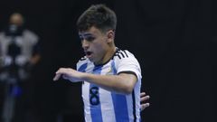 El ala internacional sub-20 argentino Enzo B�ez compiti� la segunda vuelta del pasado curso en el Avanza Ja�n