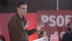 Imagen de archivo del presidente del Gobierno y secretario general del PSOE, Pedro S�nchez, en un mitin en Gij�n.