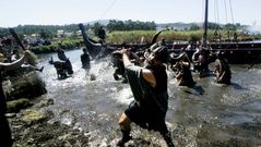 Im�genes de la romer�a vikinga en Catoira