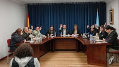 La corporaci�n aprob� por unanimidad dedicar el 18 de marzo al cura de Fru�me, la referencia cultural m�s representativa de Lousame.