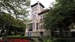 La cubierta de la biblioteca Rialeda de Oleiros tambi�n se someter� a revisi�n.