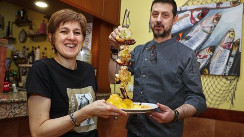 La Bodega �rdenes en A Coru�a es una oda al producto de calidad. Y su plato estrella es, sin duda, la brocheta de pulpo, langostinos y rape.