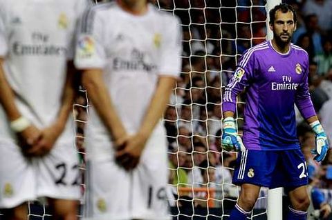 Diego López fue titular en detrimento de Casillas.